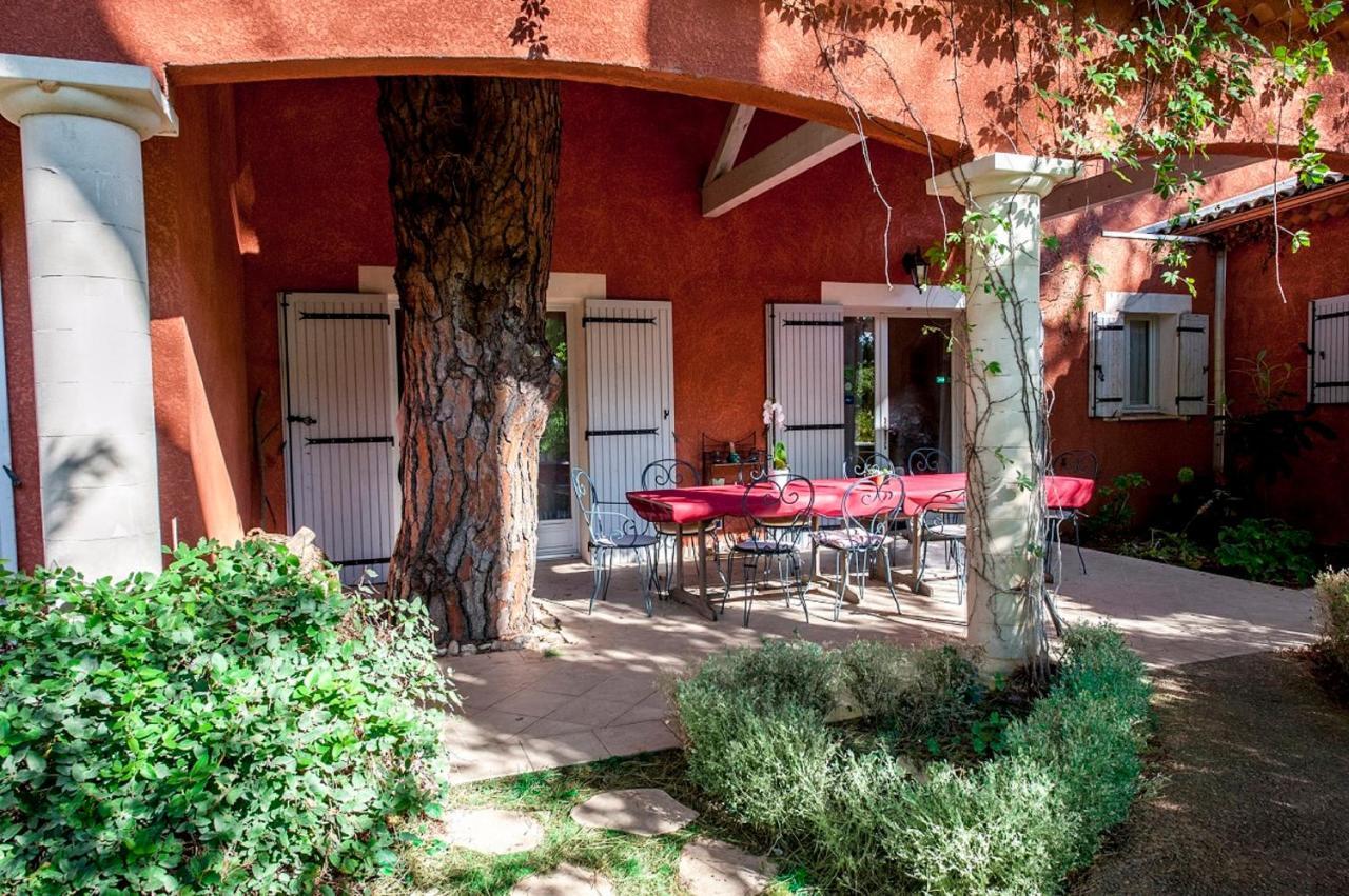 Bed and Breakfast La Bastide Des Pins Castillon-du-Gard Exterior foto